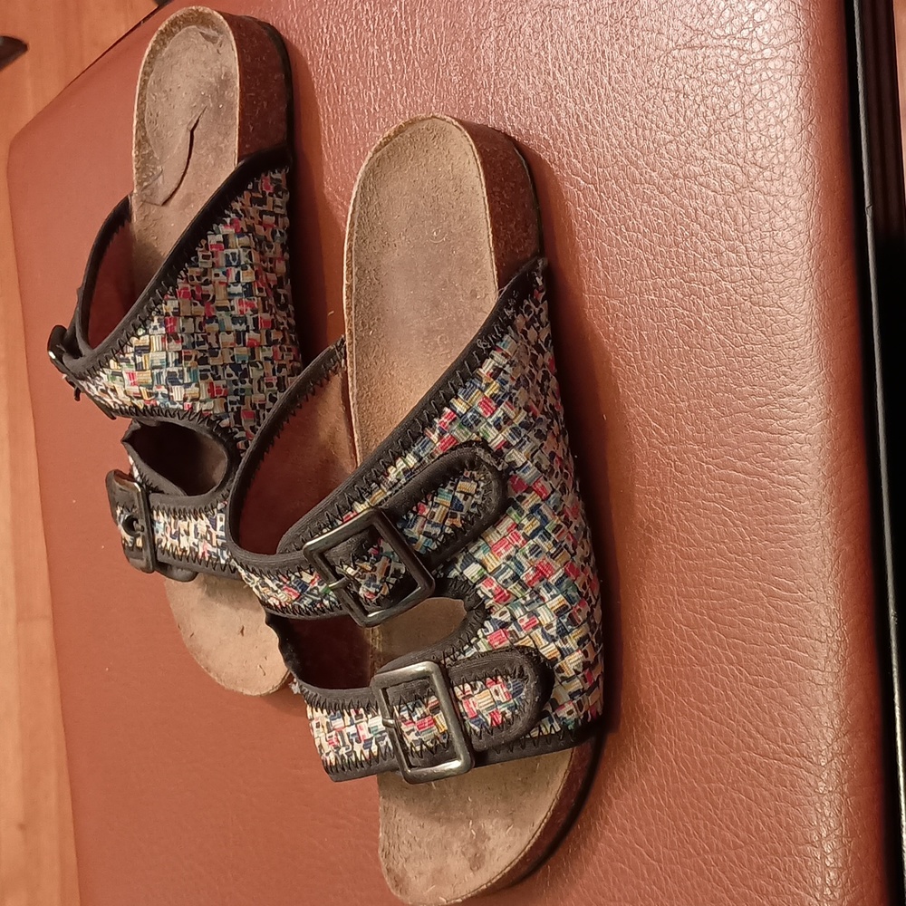 bernie mev multi color sandals, sz 36 - Picture 5 of 7